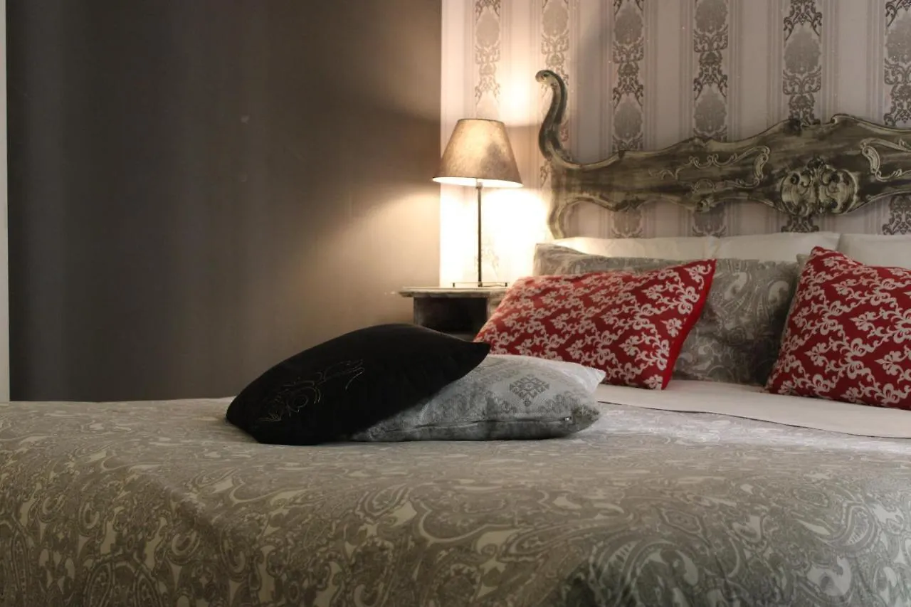 Bed & Breakfast Rooms Piazza 8 Agosto Bologna