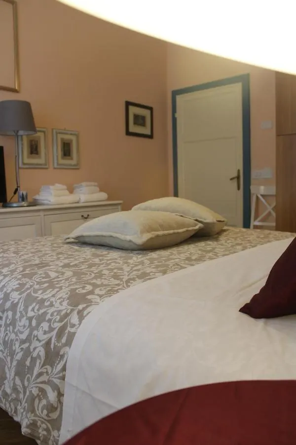 Rooms Piazza 8 Agosto Bologna Bed & Breakfast