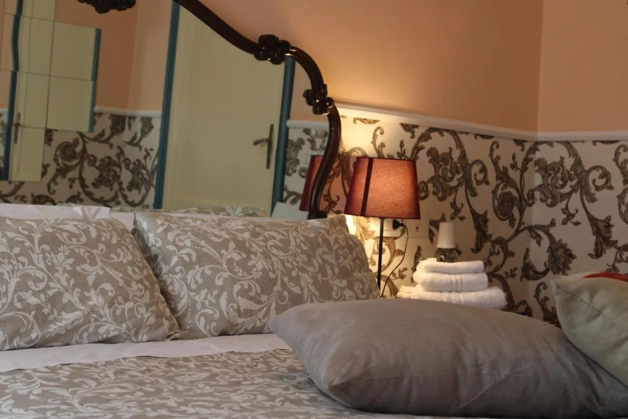 Bed & Breakfast Rooms Piazza 8 Agosto Bologna