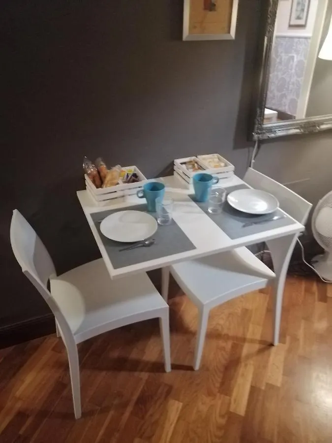 Bed & Breakfast Rooms Piazza 8 Agosto Bologna